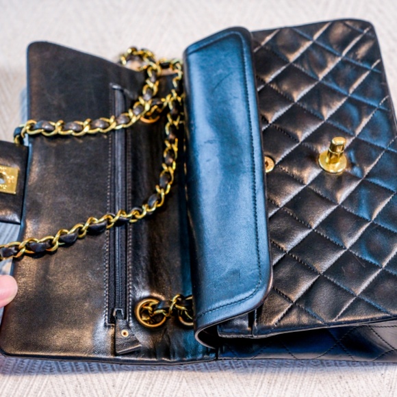 Chanel 1994 Lambskin Small Double Flap in black with 24k gold hardware! - Picture 12 of 14